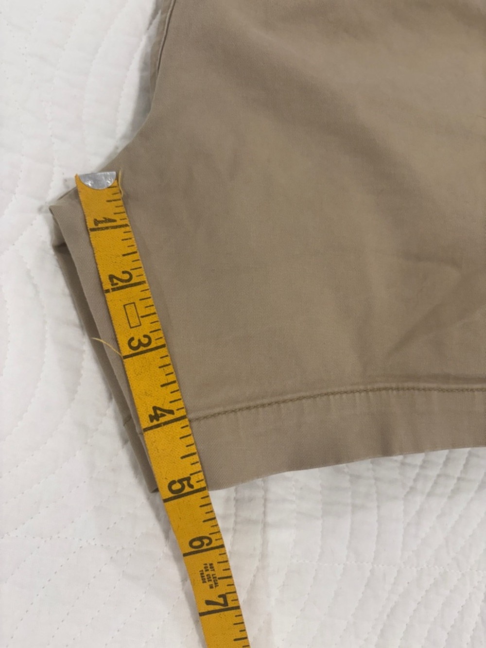 GAP Women's Tan Chino Bermuda Shorts - Picture 8 of 8